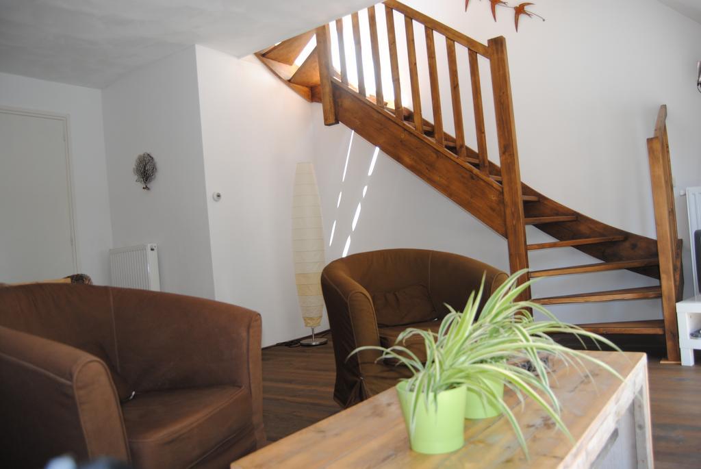 Appartementen Verhuur De Trijehoek Stiens Εξωτερικό φωτογραφία