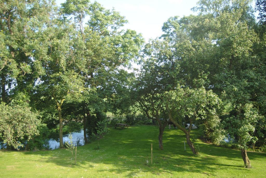 Appartementen Verhuur De Trijehoek Stiens Εξωτερικό φωτογραφία